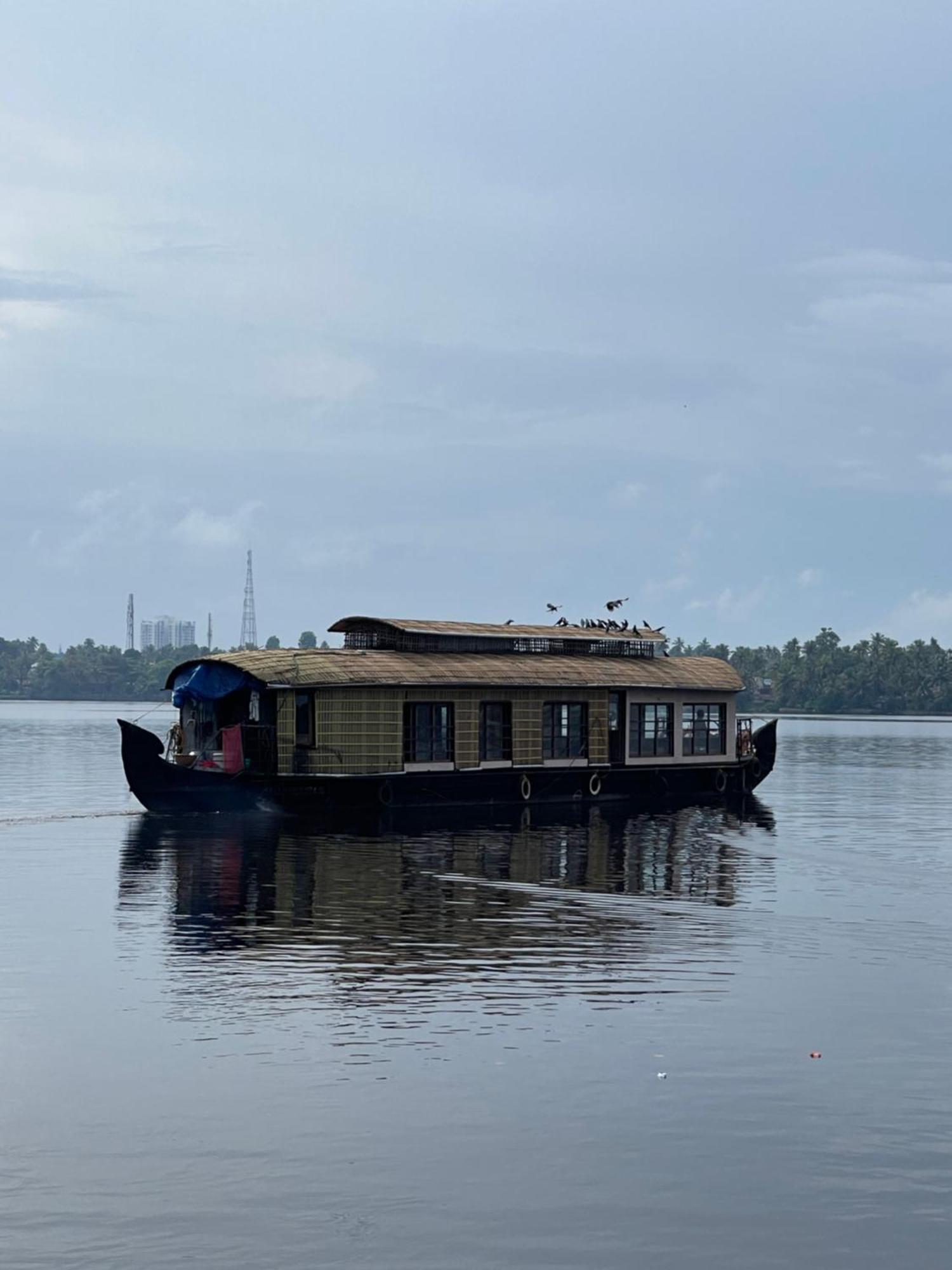 Ashtamudivillas Kollam Exteriér fotografie